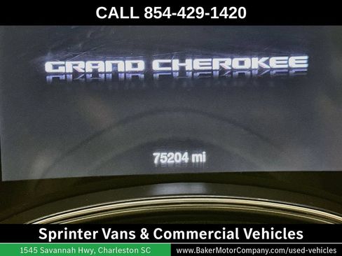 Used 2019 Jeep Grand Cherokee Altitude AWD/4WD image 13