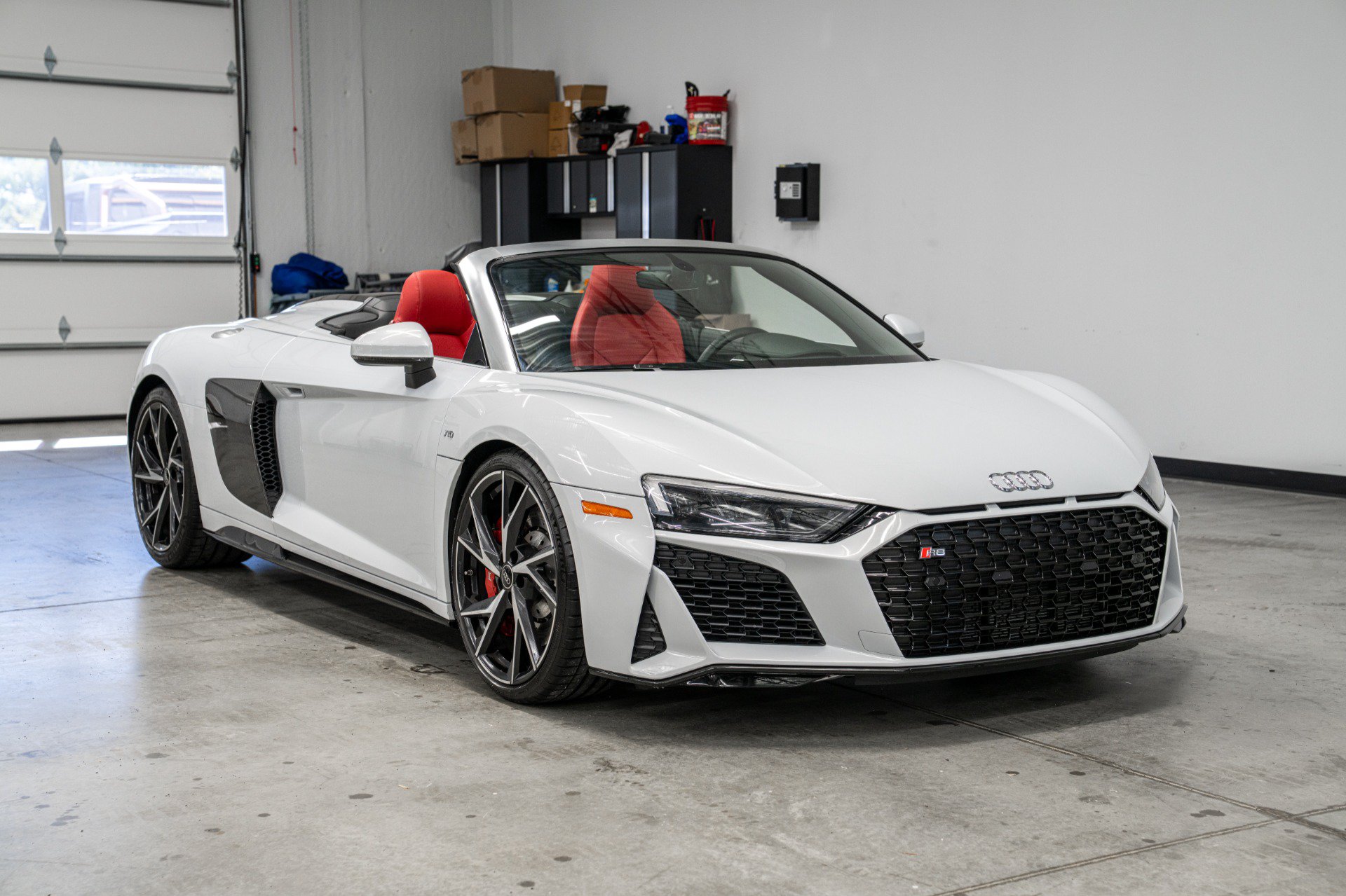 Used 2023 Audi R8 V10 performance RWD image 3
