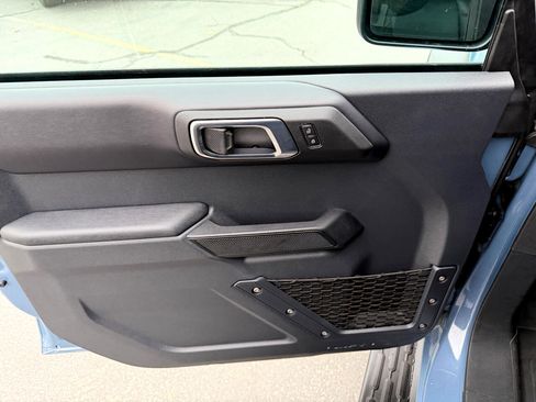 Used 2025 Ford Bronco Outer Banks w/ Sasquatch Package image 14