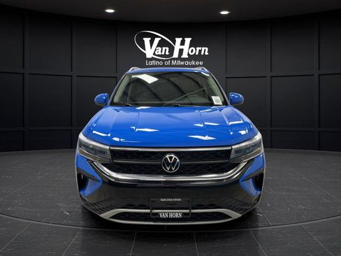 Used 2022 Volkswagen Taos SE FWD image 10