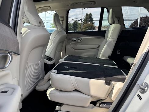 Certified 2024 Volvo XC90 T8 Ultimate w/ Protection Package Premier AWD/4WD image 22
