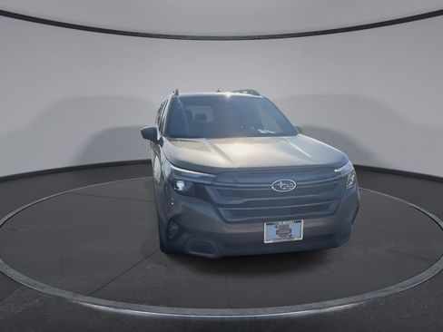 Certified 2025 Subaru Forester Limited image 3