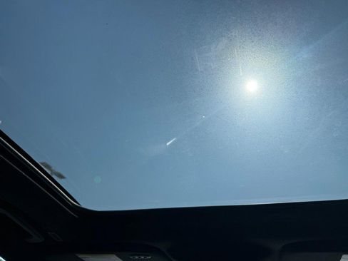 Certified 2024 Ford Edge ST-Line image 15