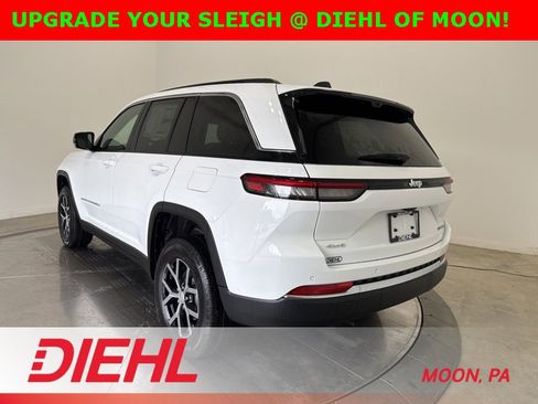 New 2025 Jeep Grand Cherokee Limited w/ Luxury Tech Group II image 5