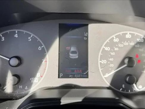 Used 2023 Toyota Corolla LE image 11