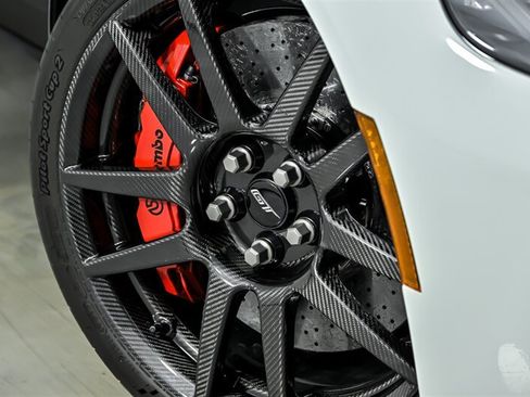 Used 2020 Ford GT Carbon Series RWD image 18