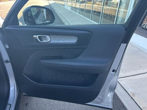 Certified 2025 Volvo XC40 B5 Plus image 14