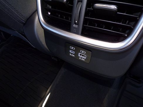 Certified 2025 Subaru Outback Premium image 14