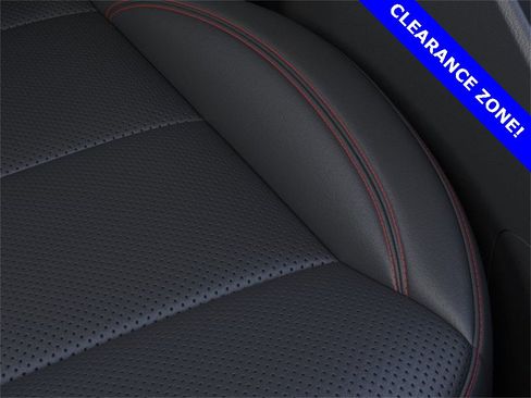 New 2025 Chevrolet Trax RS w/ Sunroof Package image 21