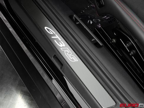 Used 2025 Porsche 911 GT3 RS RWD image 50