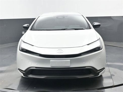 New 2026 Toyota Prius LE image 18