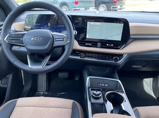 New 2026 Chevrolet Equinox ACTIV w/ Convenience Package III AWD/4WD video 3