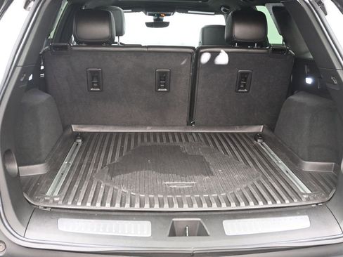 Used 2023 Cadillac XT5 Premium Luxury w/ Technology Package image 14