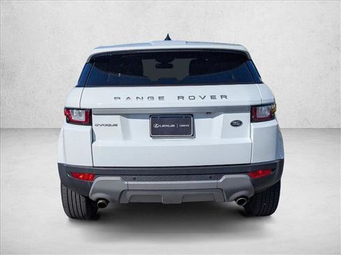 Used 2017 Land Rover Range Rover Evoque SE Premium image 7