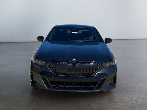 New 2026 BMW 550e xDrive 550e xDrive image 9