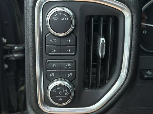 Used 2022 GMC Sierra 3500 Denali w/ Denali Ultimate Package AWD/4WD image 15