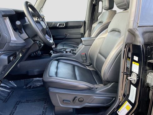 Used 2025 Ford Bronco Outer Banks AWD/4WD image 21