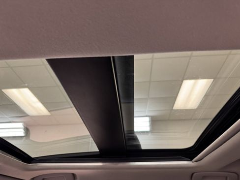 New 2026 Nissan Kicks SV w/ SV Premium Package image 16