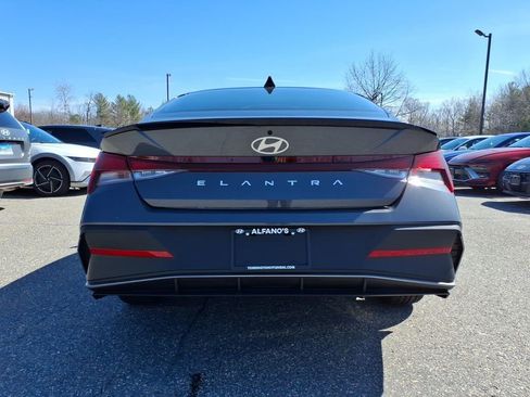 New 2026 Hyundai Elantra Sport FWD image 4