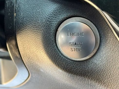 Used 2017 Mercedes-Benz GLE 350 4MATIC image 21