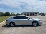 Used 2025 Toyota Camry XLE image 4