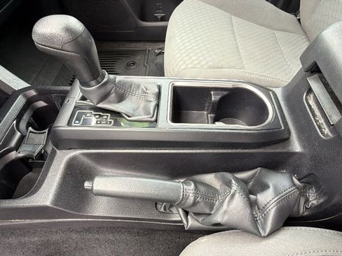 Certified 2023 Toyota Tacoma SR AWD/4WD image 13