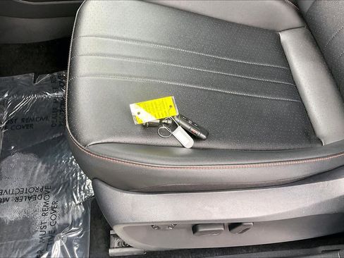 Used 2024 Volkswagen Tiguan Wolfsburg Edition image 13