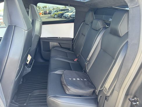 Used 2024 Tesla Cybertruck Cyberbeast AWD/4WD image 35