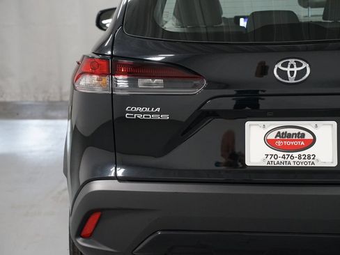 Certified 2026 Toyota Corolla Cross L FWD image 10