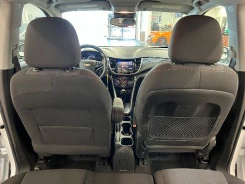 Used 2020 Chevrolet Trax LS w/ Tint and Cruise Package AWD/4WD image 26