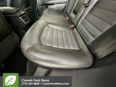 Used 2015 Ford Fusion SE w/ Equipment Group 202A FWD image 25