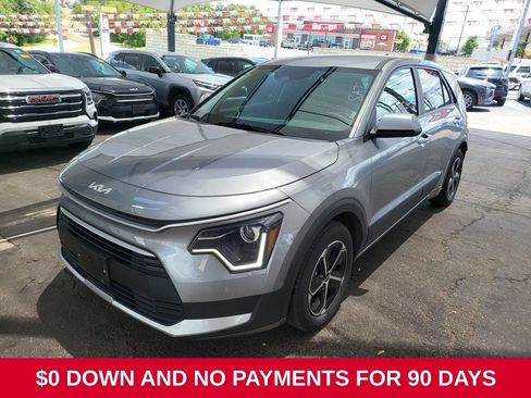 Used 2025 Kia Niro LX FWD image 1