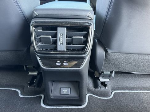 Used 2025 Lexus RZ 300e FWD image 9