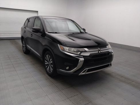 Used 2019 Mitsubishi Outlander SE AWD/4WD image 13