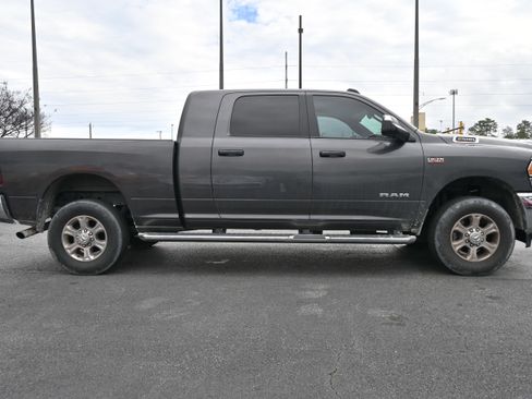 Used 2022 RAM 2500 Big Horn image 11