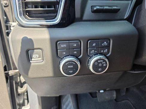 Certified 2025 GMC Sierra 1500 Denali w/ Denali Reserve Package AWD/4WD image 33