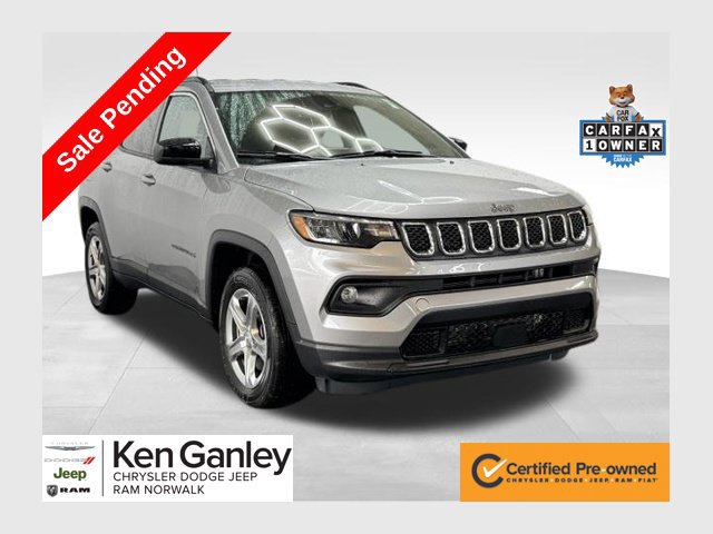 Used 2023 Jeep Compass Latitude w/ Convenience Group AWD/4WD image 1