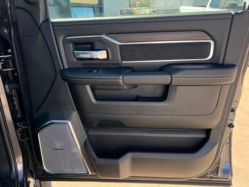New 2026 RAM 3500 Laramie w/ Max Tow Package AWD/4WD image 22