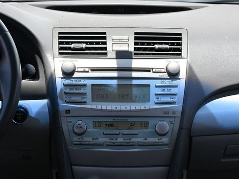Used 2009 Toyota Camry Hybrid w/ Upgrade Pkg FWD image 14