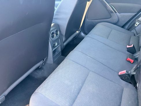 Used 2012 Volkswagen Tiguan S FWD image 16