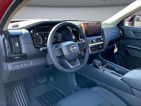 New 2026 Nissan Pathfinder SV image 7