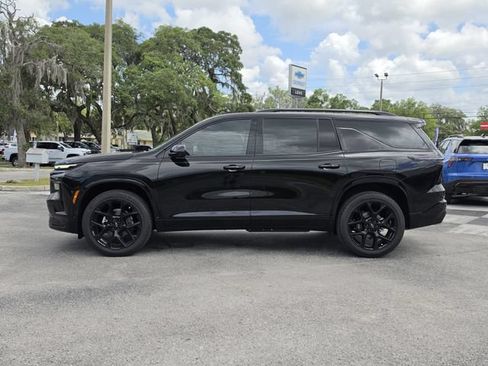 New 2026 Chevrolet Traverse RS w/ LPO, Floor Liner Package FWD image 3