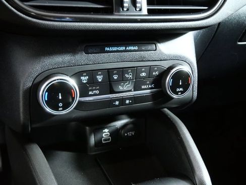 Certified 2025 Ford Escape ST-Line AWD/4WD image 44