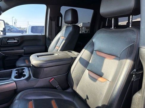 Used 2021 GMC Sierra 3500 AT4 w/ AT4 Premium Plus Package AWD/4WD image 11