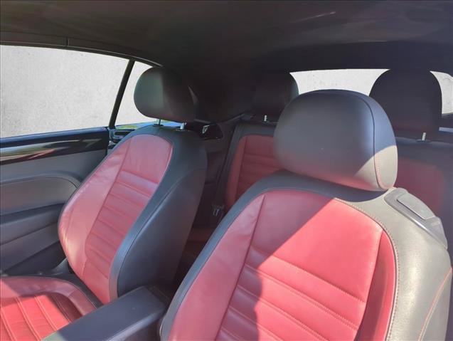 Used 2013 Volkswagen Beetle 2.0T FWD image 25