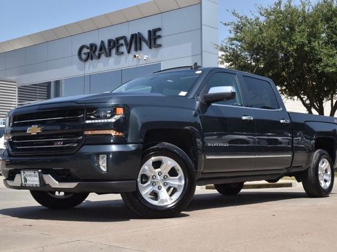 Used 2017 Chevrolet Silverado 1500 LTZ Z71 AWD/4WD image 2