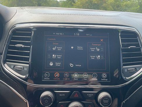 Used 2020 Jeep Grand Cherokee Summit image 25