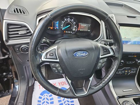 Used 2020 Ford Edge SEL w/ Convenience Package FWD image 14