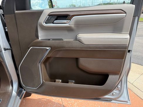 Used 2023 Chevrolet Silverado 1500 LT w/ Protection Package AWD/4WD image 20