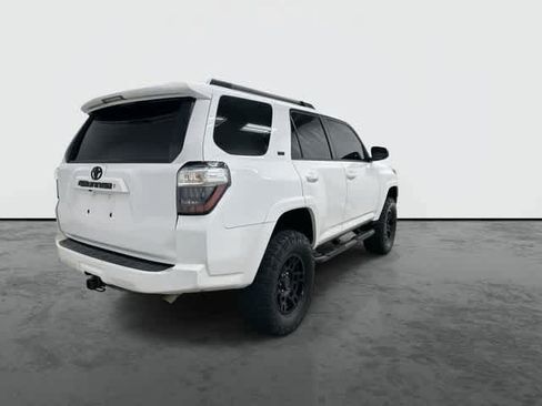 Used 2020 Toyota 4Runner SR5 RWD image 3